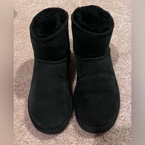 UGG Classic Mini Boots